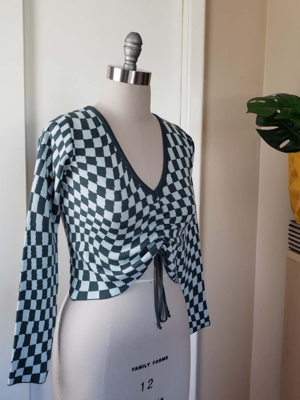 Checkerboard Knit Crop Top Size Small NEW!